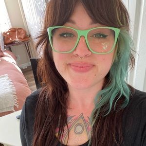 Meet your Posher, Tara